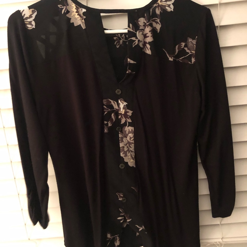 Sweater - Picture 2 of 3